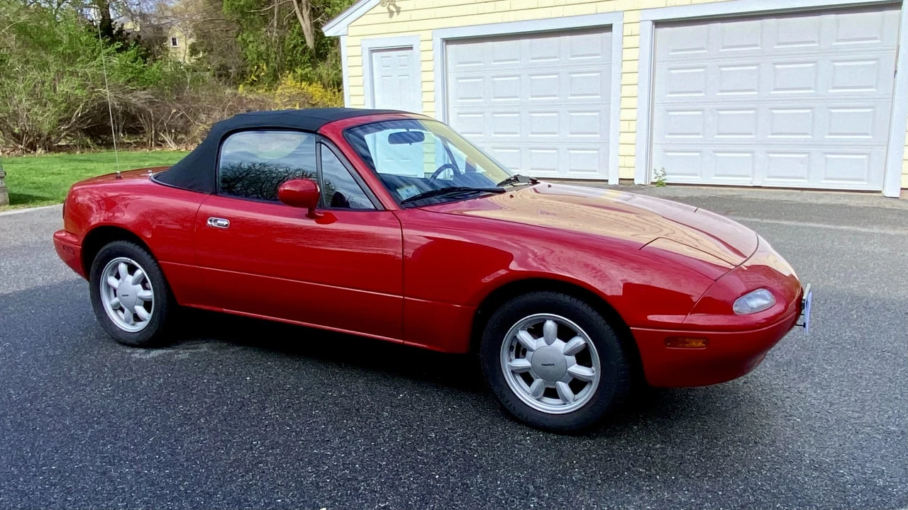 1990 Mazda NA MX-5 Miata - Image 29 of 31