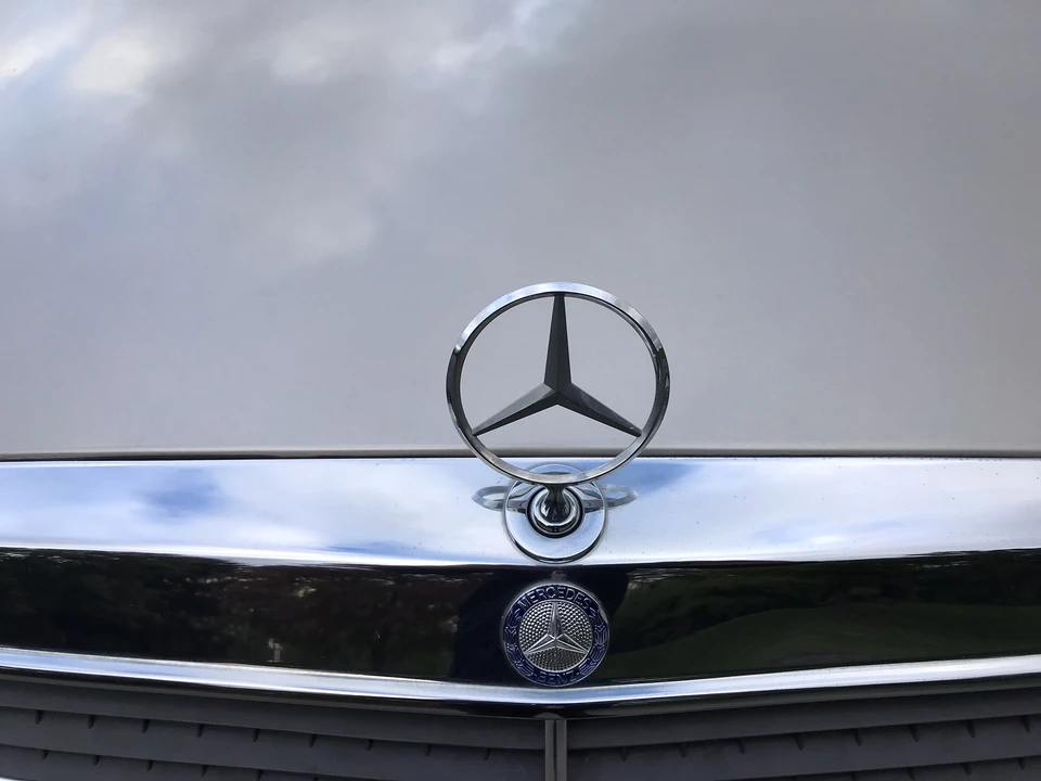 1990 Mercedes-Benz W124 E-Class - Image 26 of 31