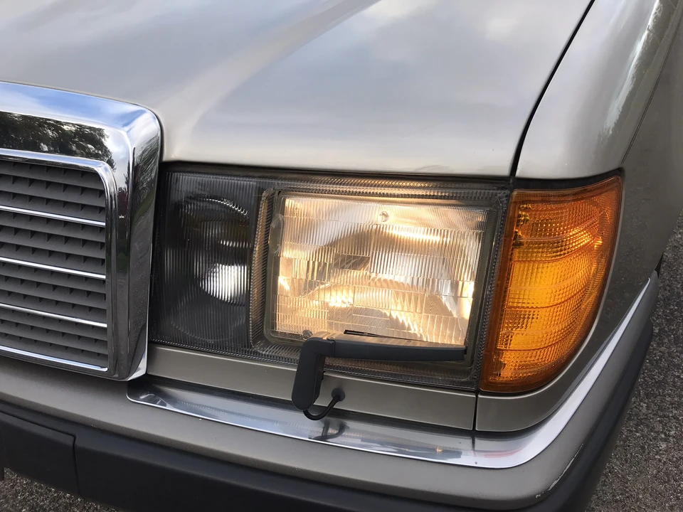 1990 Mercedes-Benz W124 E-Class - Image 22 of 31