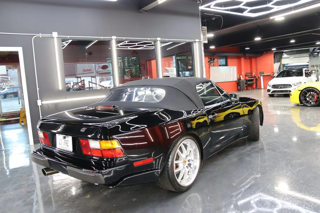 1990 Porsche 944 S2 - Image 9 of 31