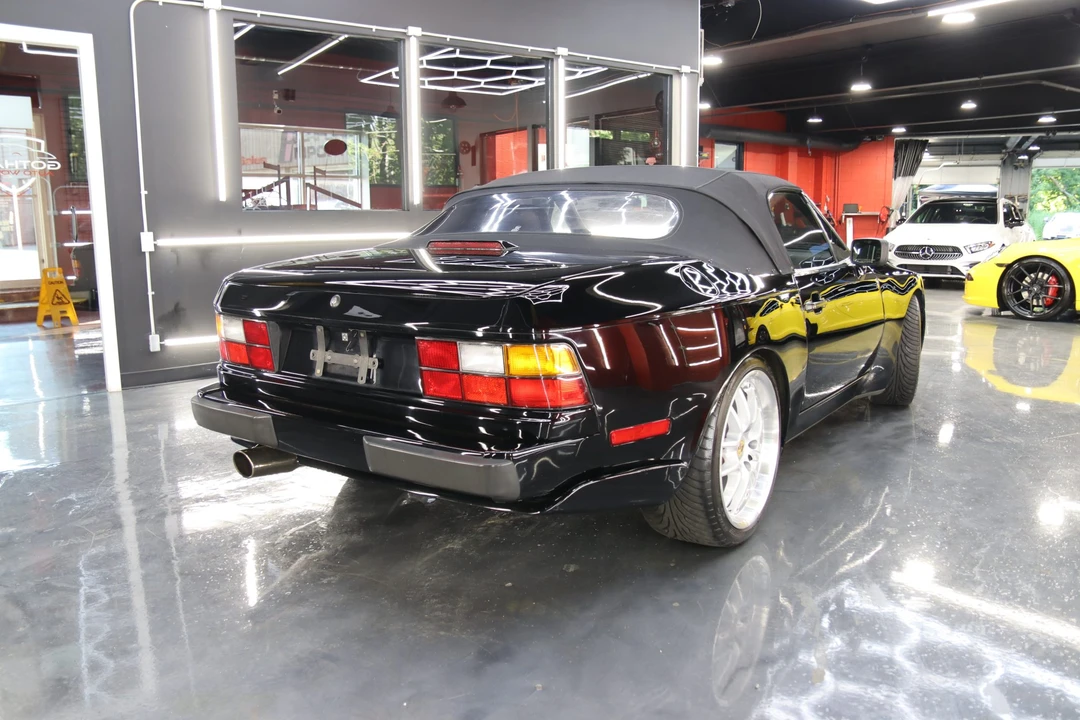 1990 Porsche 944 S2 - Image 10 of 31