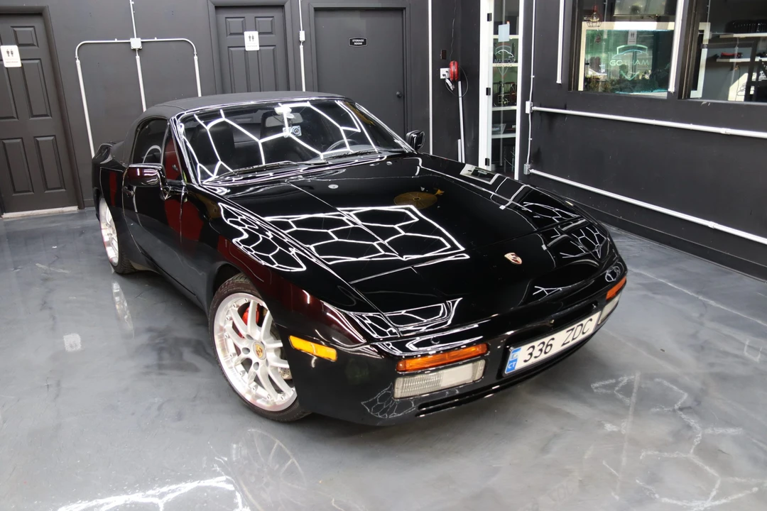 1990 Porsche 944 S2 - Image 2 of 31
