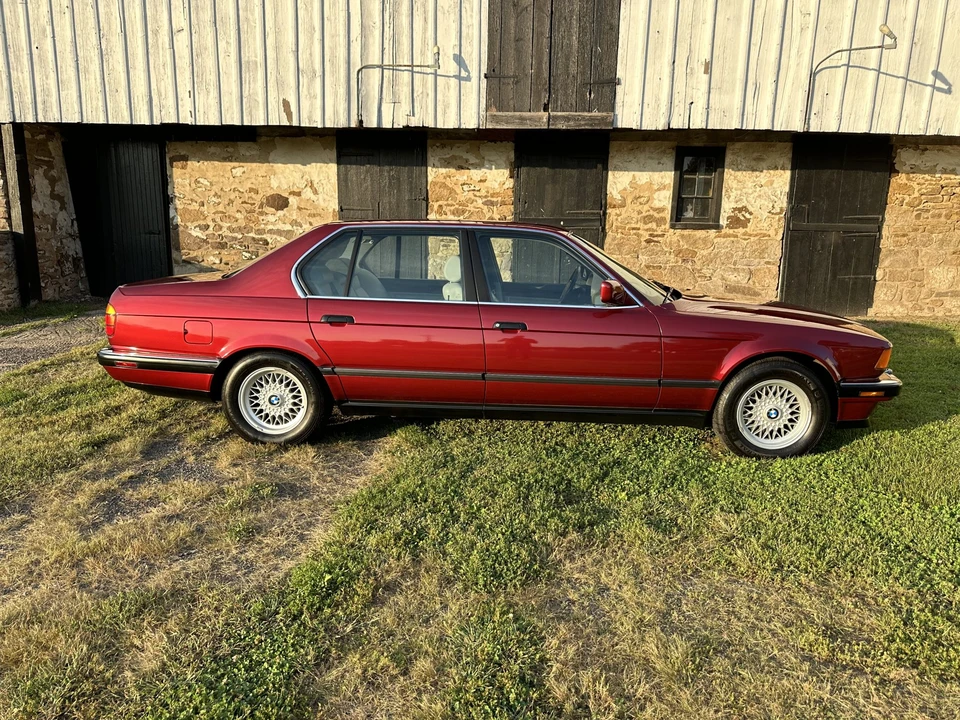 1991 BMW E32 7 Series - Image 9 of 31