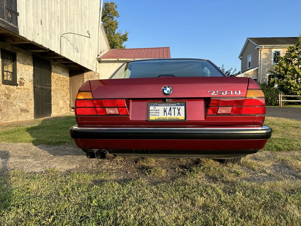 1991 BMW E32 7 Series - Image 8 of 31