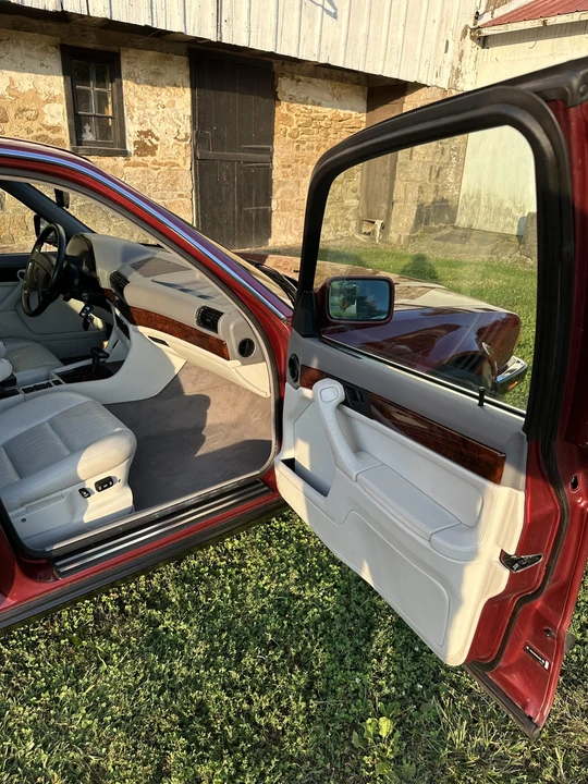 1991 BMW E32 7 Series - Image 28 of 31
