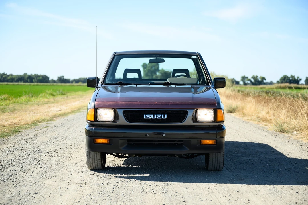 1992 Isuzu - Image 5 of 31