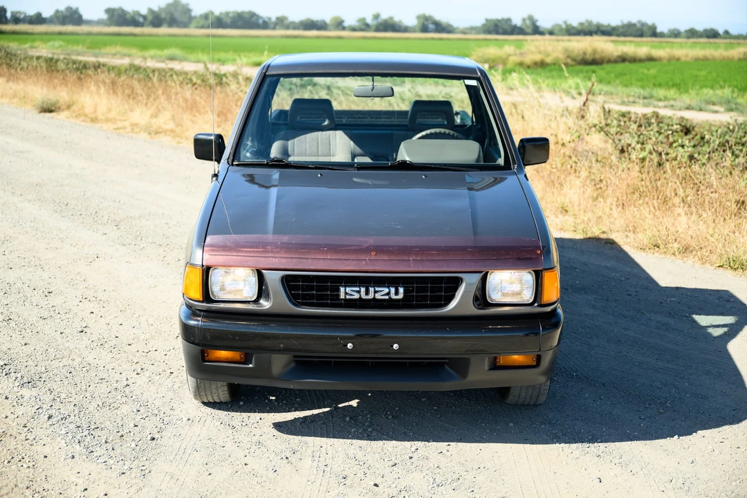 1992 Isuzu - Image 8 of 31