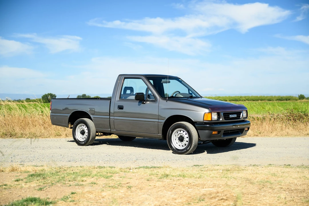1992 Isuzu - Image 14 of 31