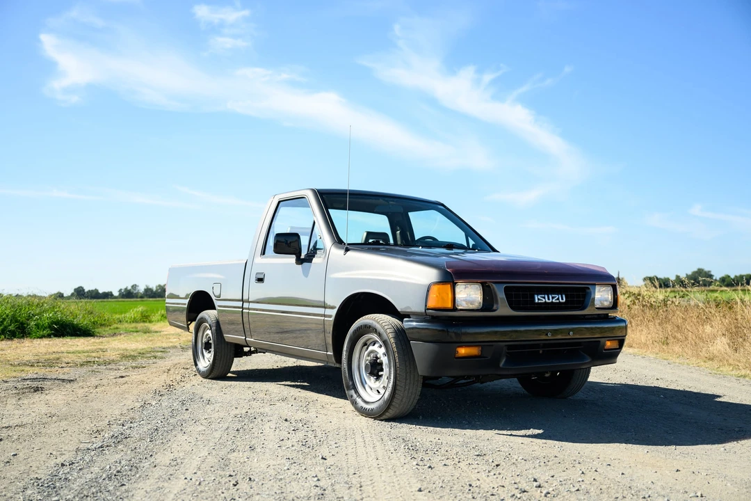 1992 Isuzu - Image 17 of 31