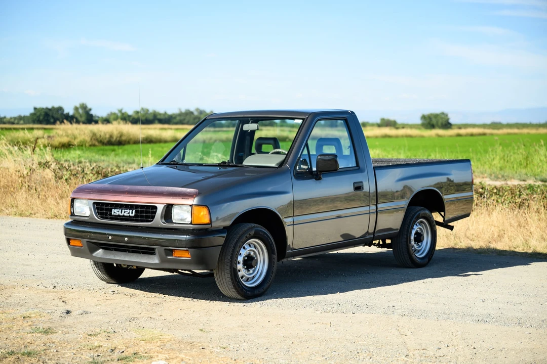 1992 Isuzu - Image 3 of 31