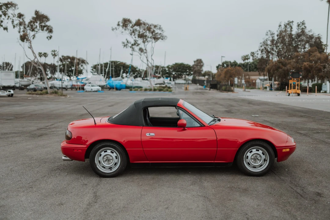 1992 Mazda NA MX-5 Miata - Image 10 of 31