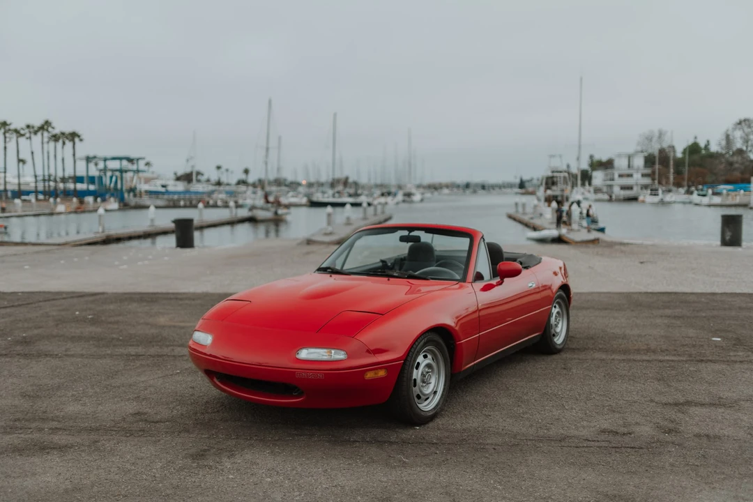 1992 Mazda NA MX-5 Miata - Image 2 of 31