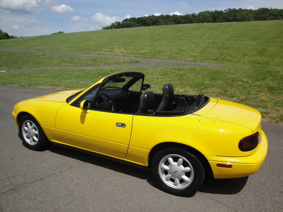 1992 Mazda NA MX-5 Miata - Image 14 of 31