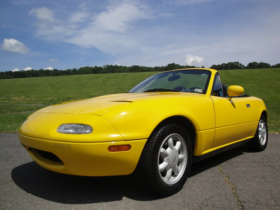 1992 Mazda NA MX-5 Miata - Image 9 of 31