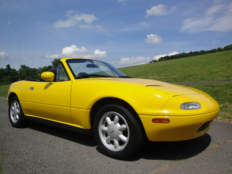 1992 Mazda NA MX-5 Miata - Image 21 of 31