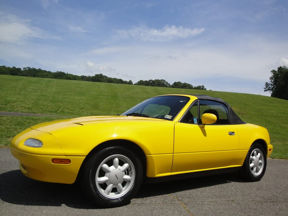 1992 Mazda NA MX-5 Miata - Image 3 of 31