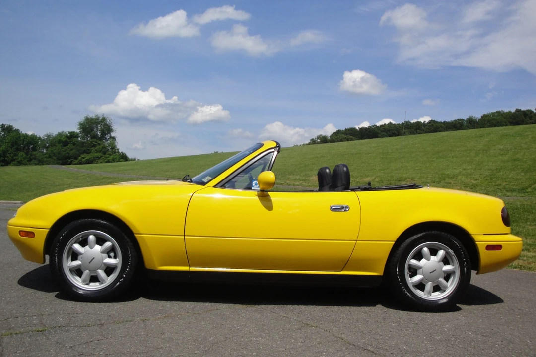 1992 Mazda NA MX-5 Miata - Image 12 of 31