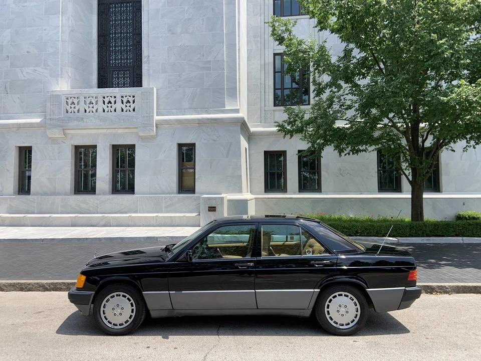 1992 Mercedes-Benz 190E - Image 19 of 31