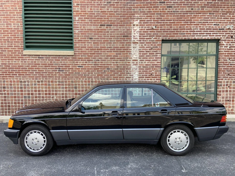 1992 Mercedes-Benz 190E - Image 18 of 31