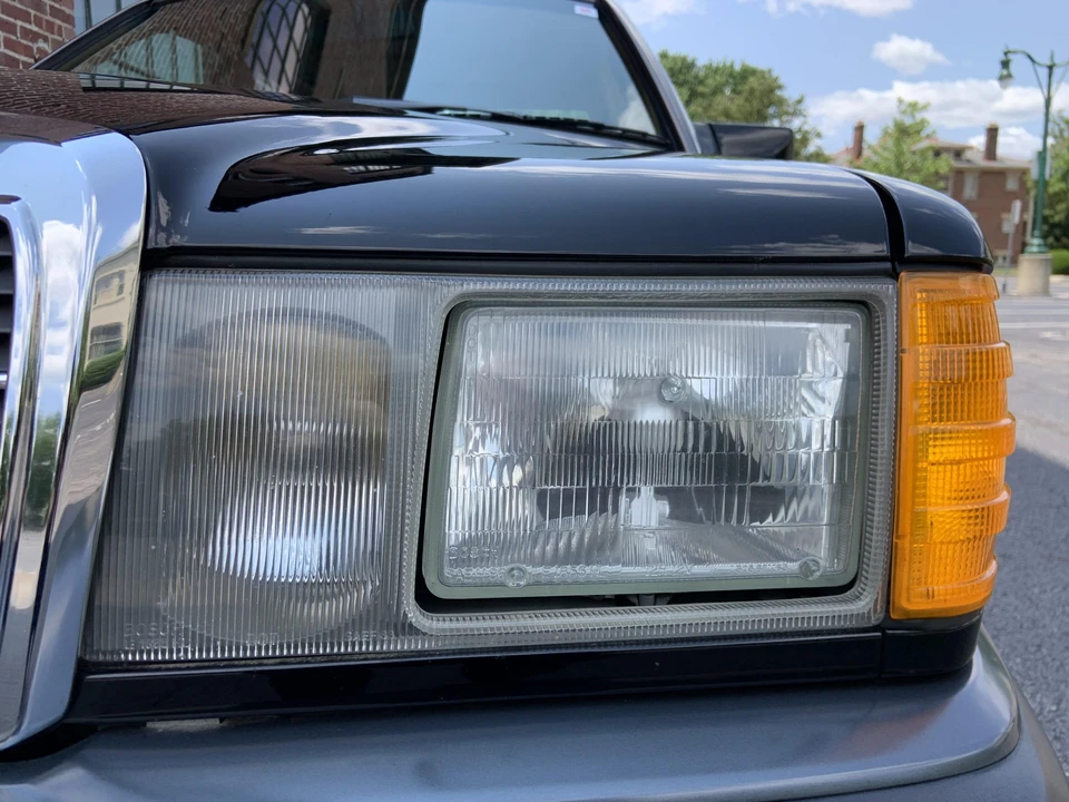 1992 Mercedes-Benz 190E - Image 25 of 31