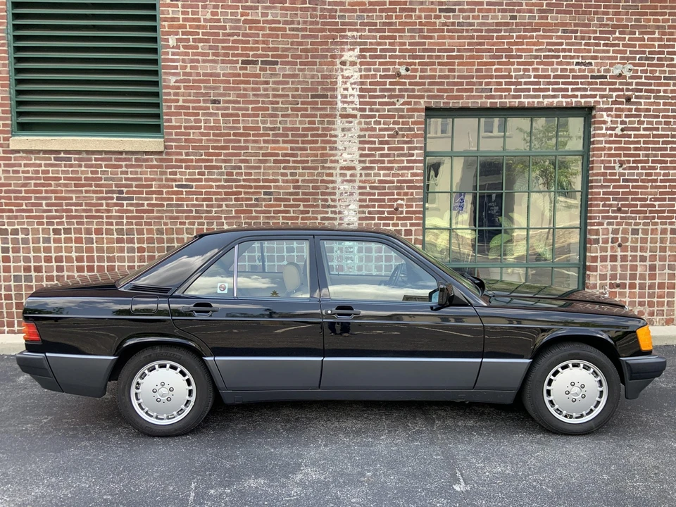 1992 Mercedes-Benz 190E - Image 9 of 31