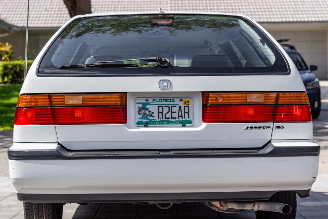 1993 Honda Accord 4th Gen - Image 19 of 31