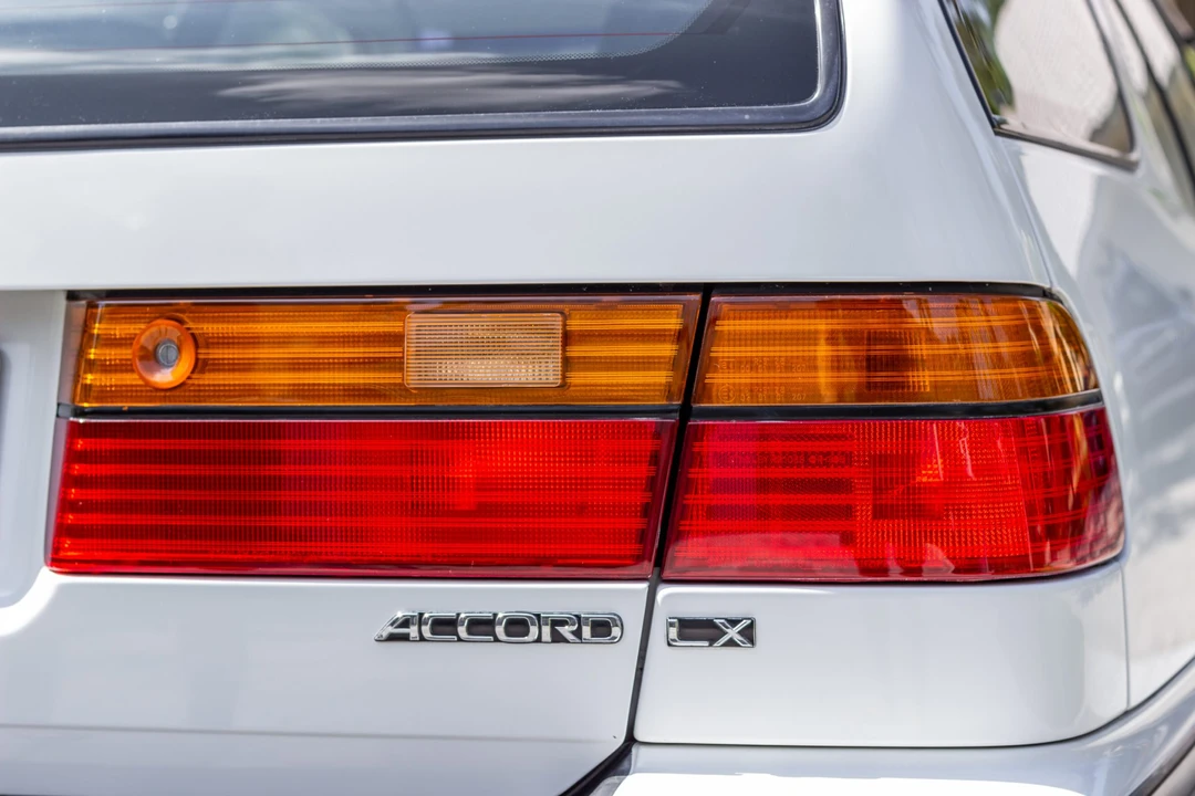 1993 Honda Accord 4th Gen - Image 20 of 31