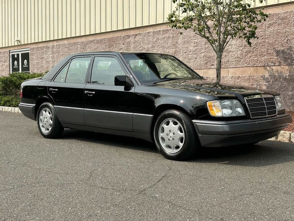 1994 Mercedes-Benz W124 E-Class - Image 15 of 31