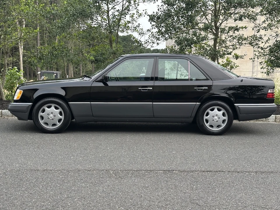 1994 Mercedes-Benz W124 E-Class - Image 26 of 31