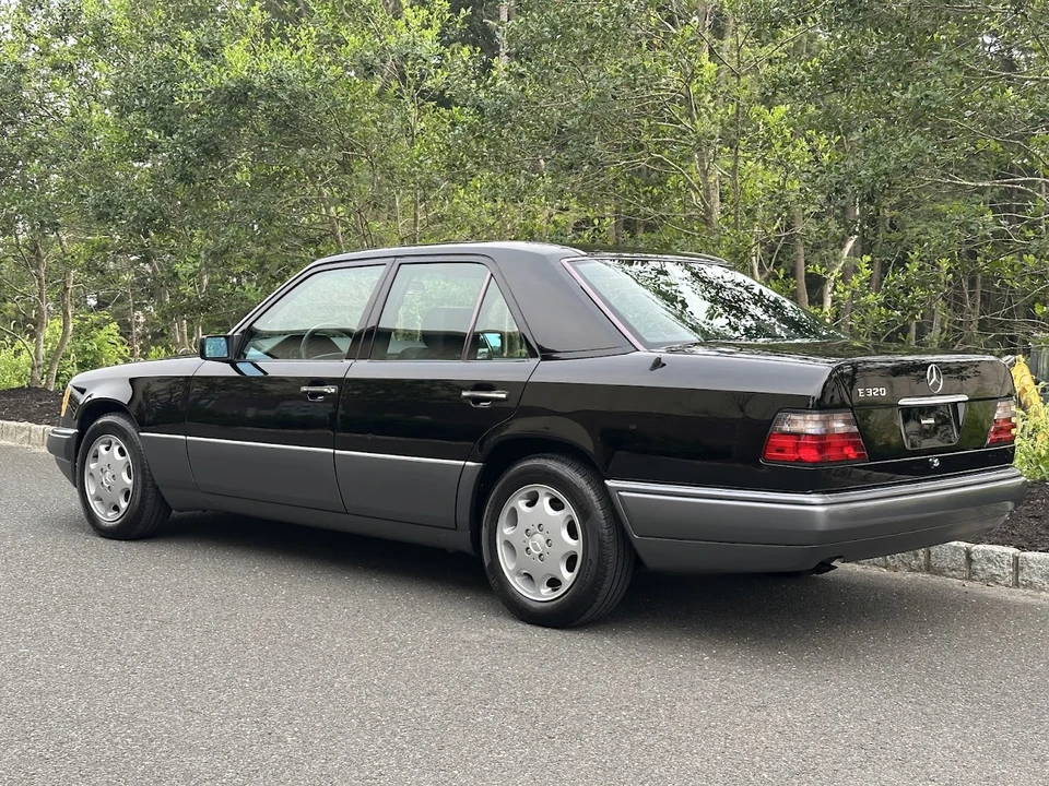 1994 Mercedes-Benz W124 E-Class - Image 23 of 31