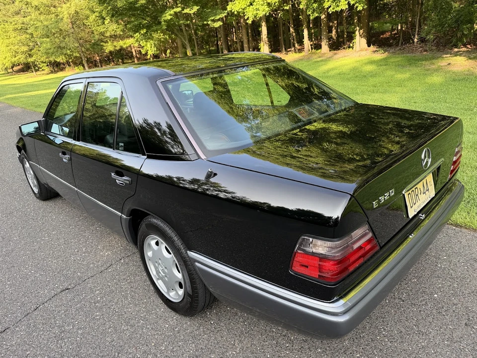 1994 Mercedes-Benz W124 E-Class - Image 28 of 31