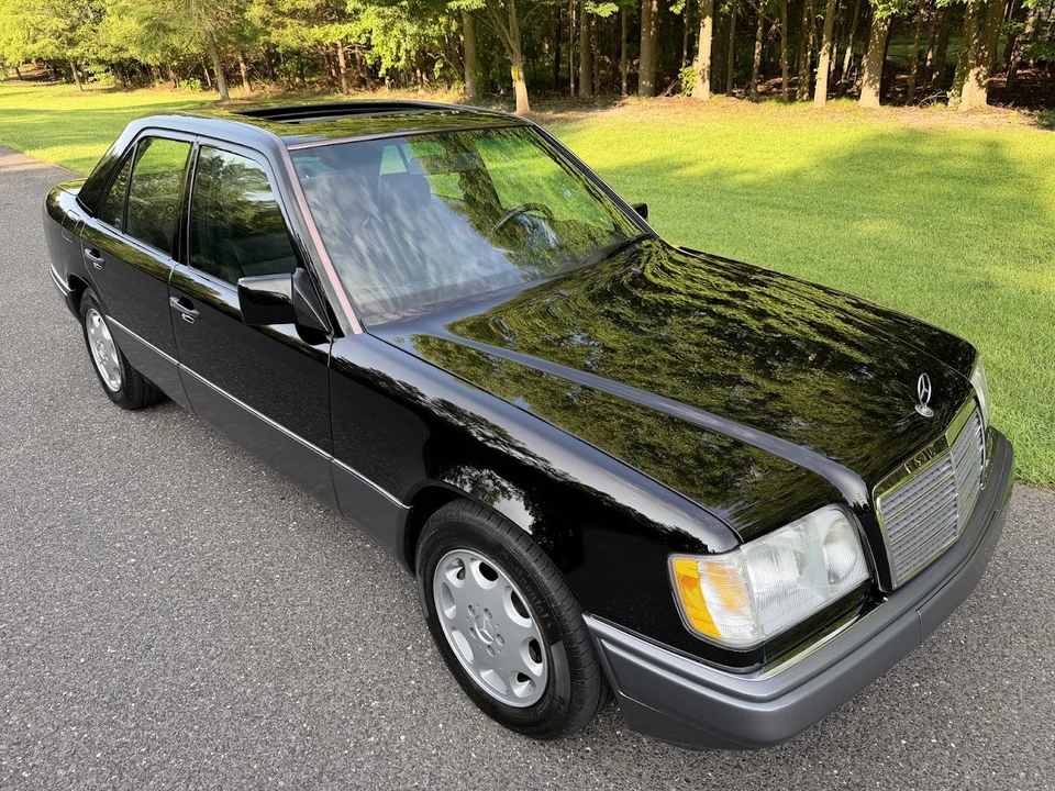 1994 Mercedes-Benz W124 E-Class - Image 12 of 31
