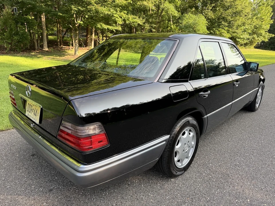 1994 Mercedes-Benz W124 E-Class - Image 24 of 31