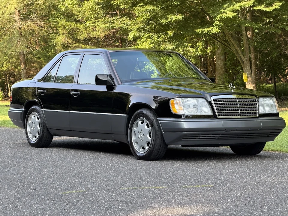 1994 Mercedes-Benz W124 E-Class - Image 13 of 31