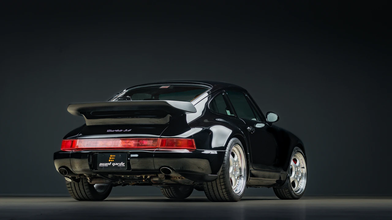 1994 Porsche 964 Turbo - Image 14 of 31