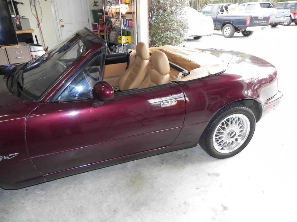 1995 Mazda NA MX-5 Miata - Image 24 of 31