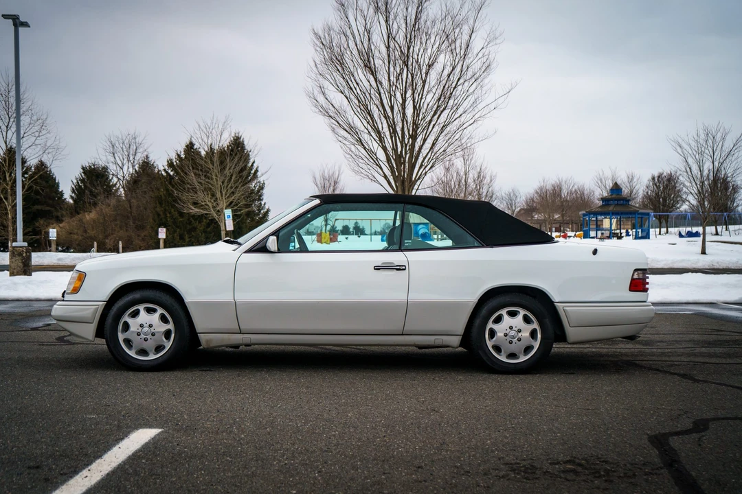 1995 Mercedes-Benz W124 E-Class - Image 5 of 31