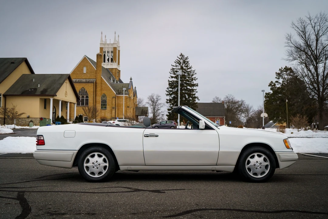 1995 Mercedes-Benz W124 E-Class - Image 27 of 31