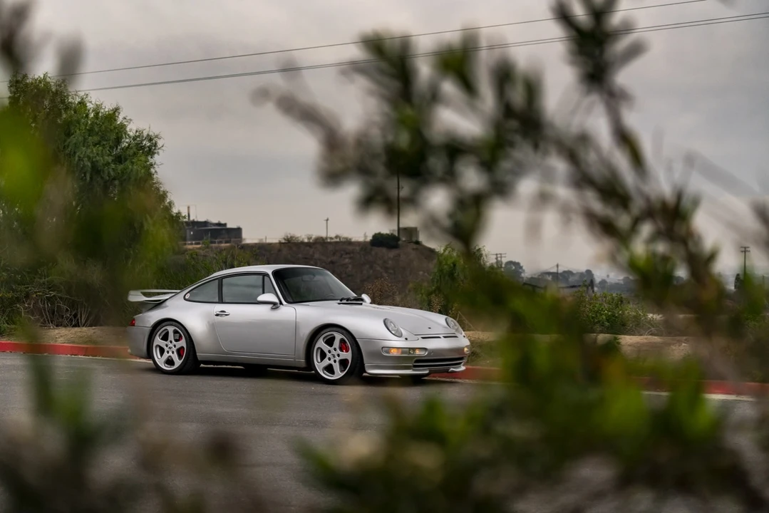 1995 Porsche 993 Carrera - Image 24 of 31