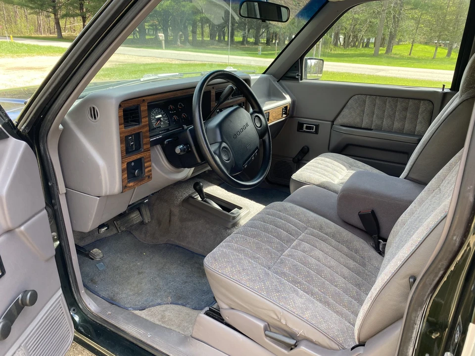 1996 Dodge Dakota 1st Gen - Image 21 of 31