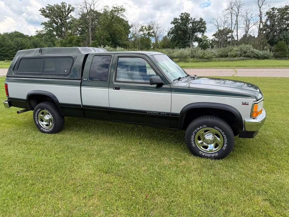 1996 Dodge Dakota 1st Gen - Image 10 of 31