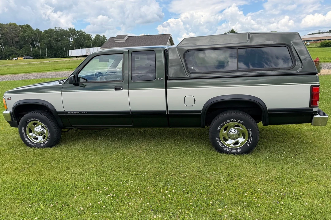 1996 Dodge Dakota 1st Gen - Image 3 of 31