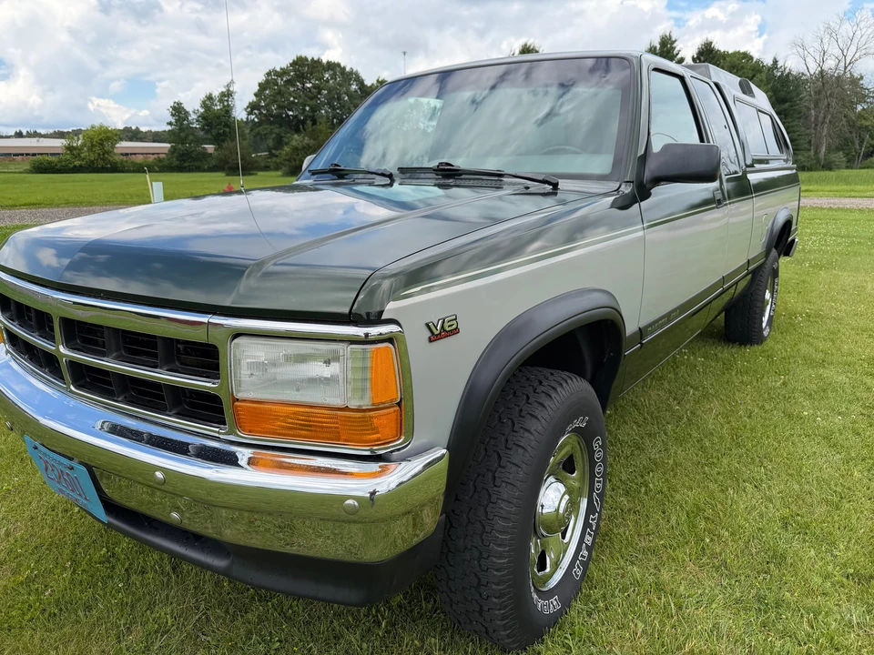 1996 Dodge Dakota 1st Gen - Image 19 of 31
