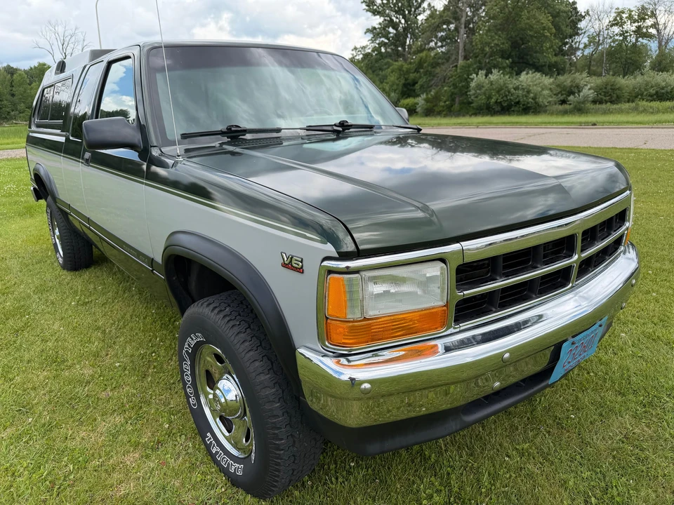 1996 Dodge Dakota 1st Gen - Image 12 of 31