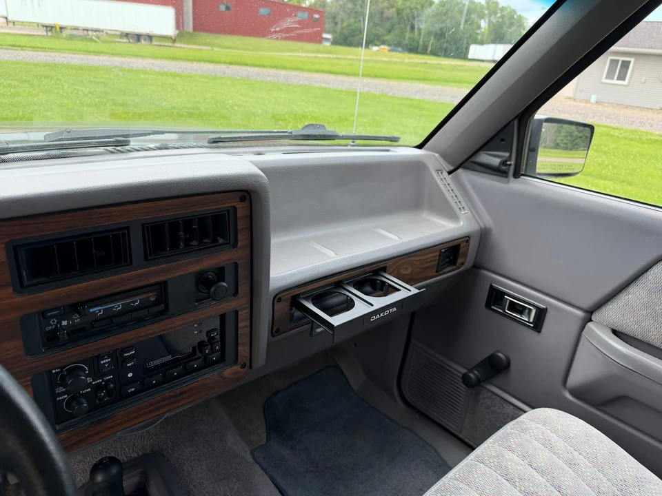 1996 Dodge Dakota 1st Gen - Image 30 of 31