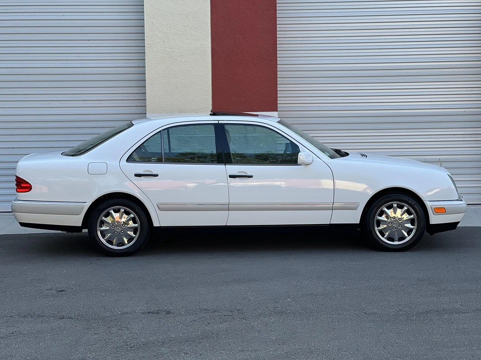 1996 Mercedes-Benz W210 E-Class - Image 20 of 31