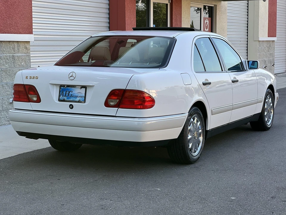 1996 Mercedes-Benz W210 E-Class - Image 15 of 31
