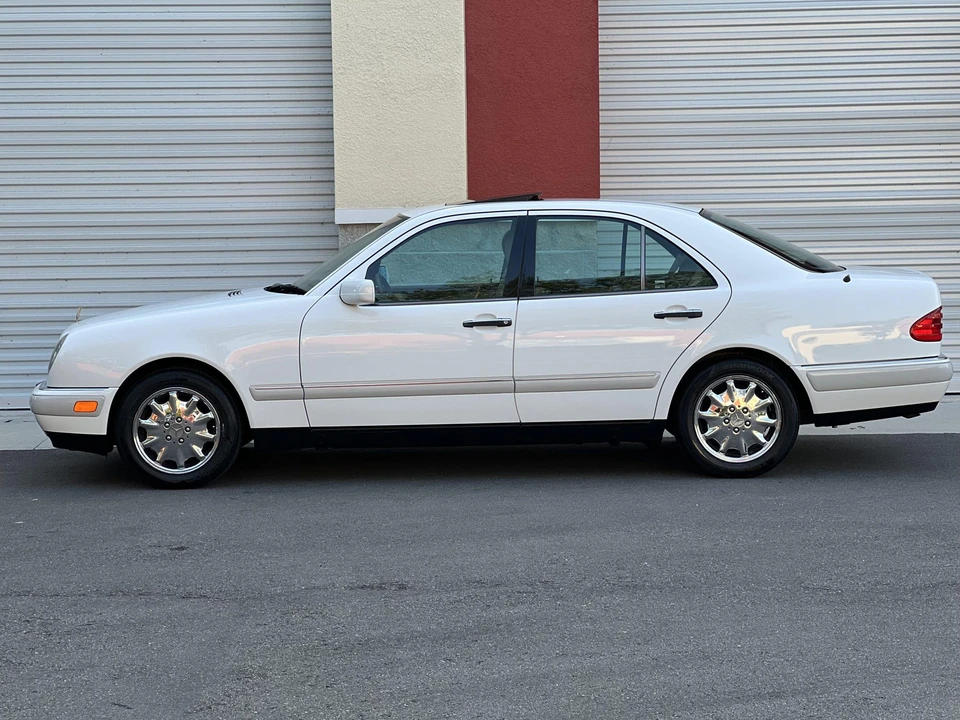 1996 Mercedes-Benz W210 E-Class - Image 8 of 31