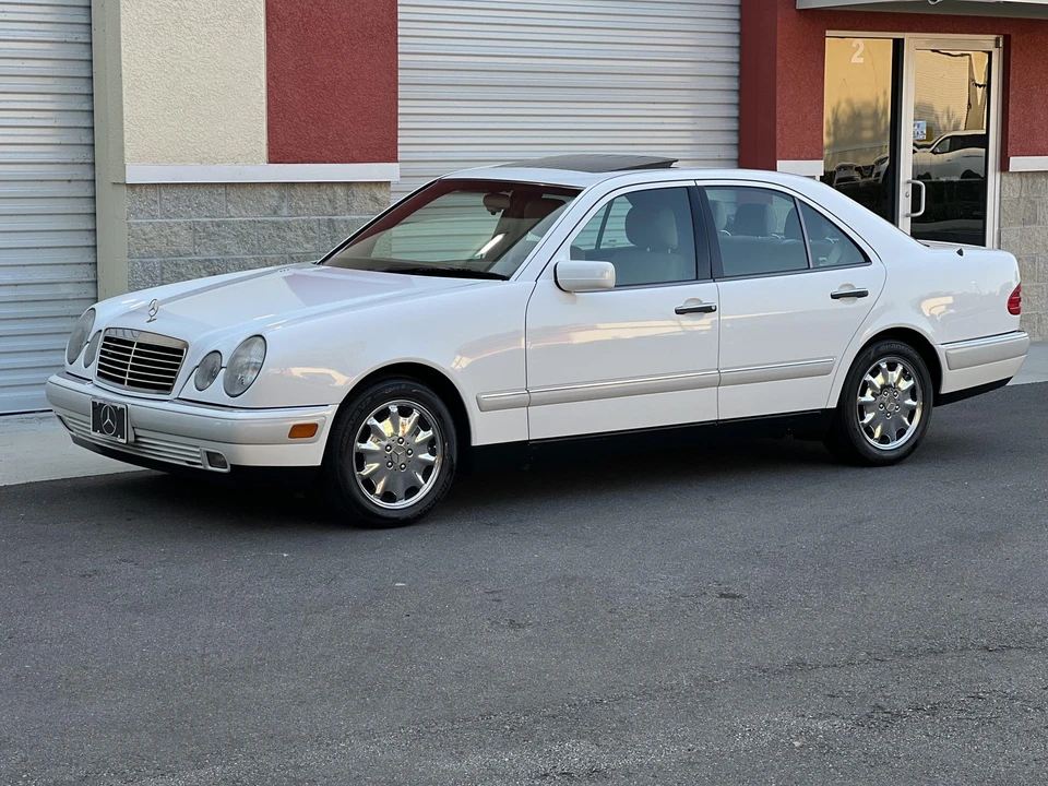 1996 Mercedes-Benz W210 E-Class - Image 3 of 31