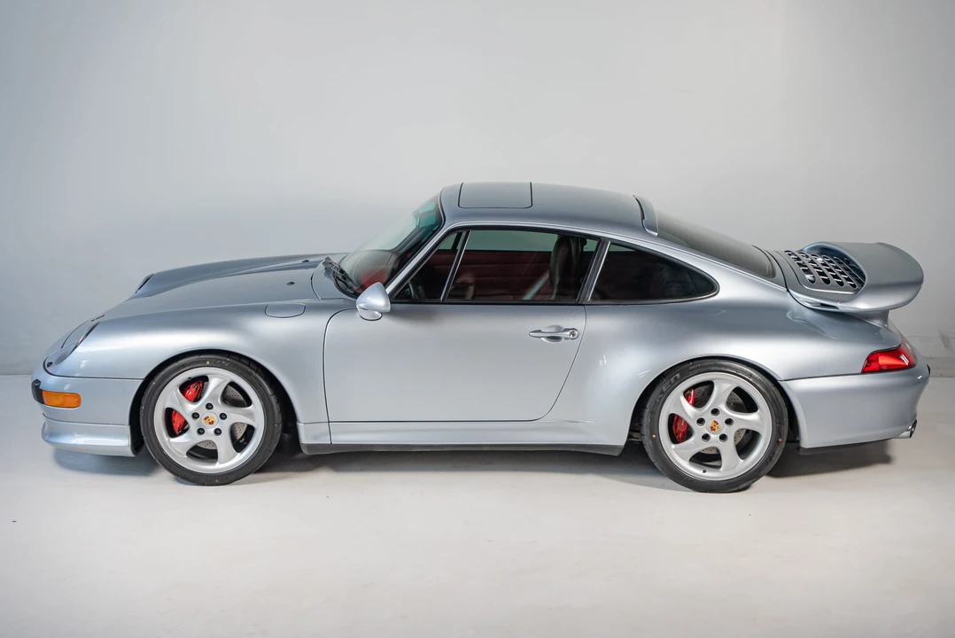 1996 Porsche 993 Carrera 4S - Image 15 of 31